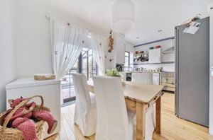 Dining Room- click for photo gallery